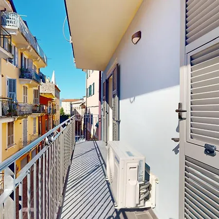 Casa Di Pietra - By Ligooria Appartement *